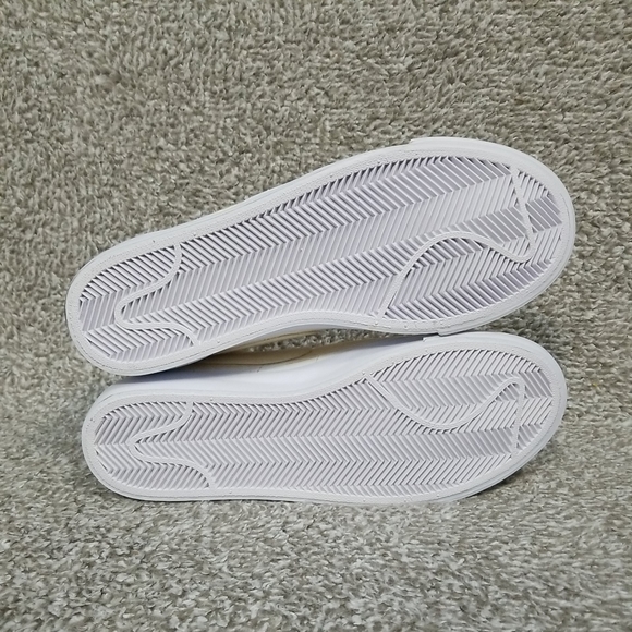 Nike Procell Blazer Low Canvas Yellow NYC Edition Shoe Size 6 Men CJ0692-100 - Picture 7 of 9